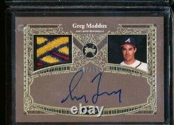 2017 Topps Reverence Greg Maddux Auto 7/25 Game Used Jersey Logo Patch