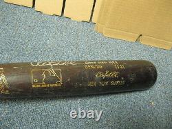 Chuck Knoblauch Autogarphed Game Used Baseball Bat 1999 Yankees Louisville