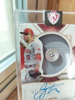 Joey Votto Topps Definitive 1/1 On-Card Auto Game-Worn Button