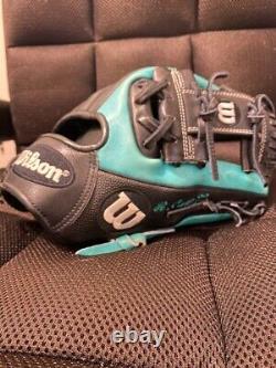 MLB Seattle Mariners Robinson Cano actual game used glove