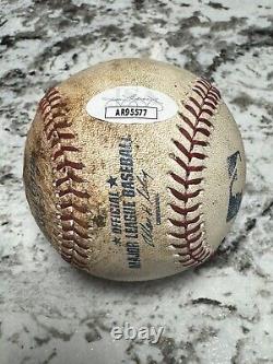 Madison Bumgarner Signed Autographed Game Used Baseball MLB & JSA Authentication