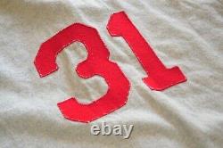1939 The Natural Movie Cincinnati Reds Game Worn (utilisé) Flannel Jersey 46