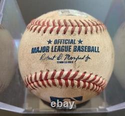 Andrew Vaughn 2 RBI SINGLE Carrière Hit #209 Balle de baseball utilisée en jeu White Sox 8-12-22