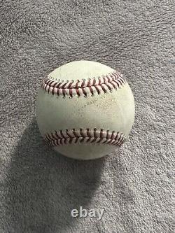 Balle de match utilisée par Juan Soto des San Diego Padres avec certificat d'authenticité de la MLB