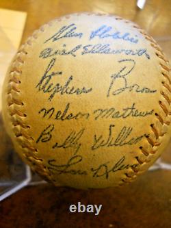 Baseball signée des Chicago Cubs de 1961 (usagée, en très bon état)