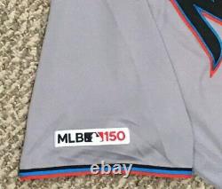 Chad Wallach Taille 46 #17 2019 Miami Marlins Jeu Utilisé Jersey Route Grise Mlb Holo