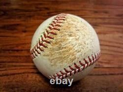 Gleyber Torres Yankees Baseball Utilisé lors d'un MATCH SIMPLE le 7/9/2021, Coup #366 contre les Astros de la MLB.