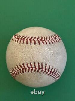 Jeu utilisé par Ezequiel Duran : 2ème Triple en carrière avec l'authentification MLB Baseball WSC TX Rangers.