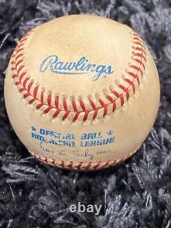 Jeux utilisés Pres Gene Budig Ligue américaine de baseball Rawlings Major League Hors Baseball