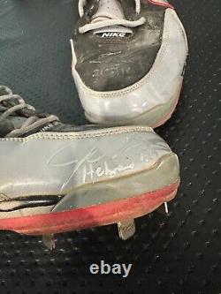 Josh Hamilton Saison utilisée 2013 Jeu utilisé Paire de crampons à usage intensif signée MLB COA