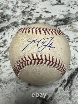Madison Bumgarner a signé une balle de baseball utilisée en jeu avec authentification MLB & JSA