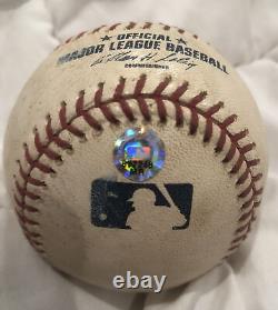 Roger Clemens Victoire n°330 5/9/2005 Balle de baseball signée utilisée lors du match MLB Auth Astros