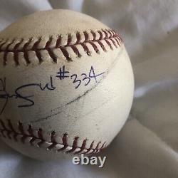 Roger Clemens Victoire n ° 334 Baseball utilisé lors du match du 22/06/2005 signé MLB Auth Astros